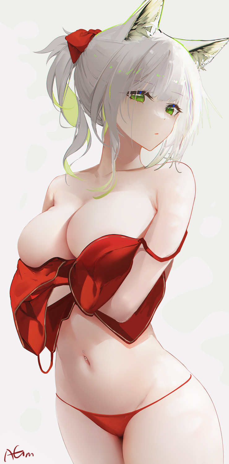 欧  派
